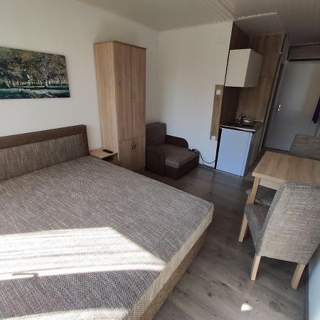Ozone Apartman Siofok Ngoại thất bức ảnh